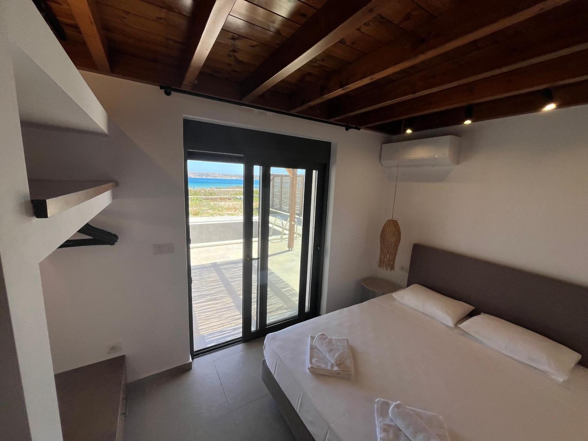 Cato Agro 3, Seafront Villa With Private Pool Afiartis Exteriér fotografie